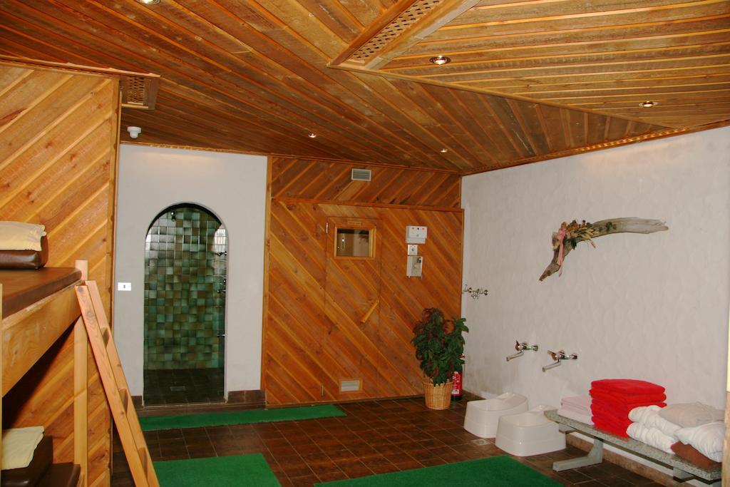 Hotel Mooserhof Sexten Exteriör bild